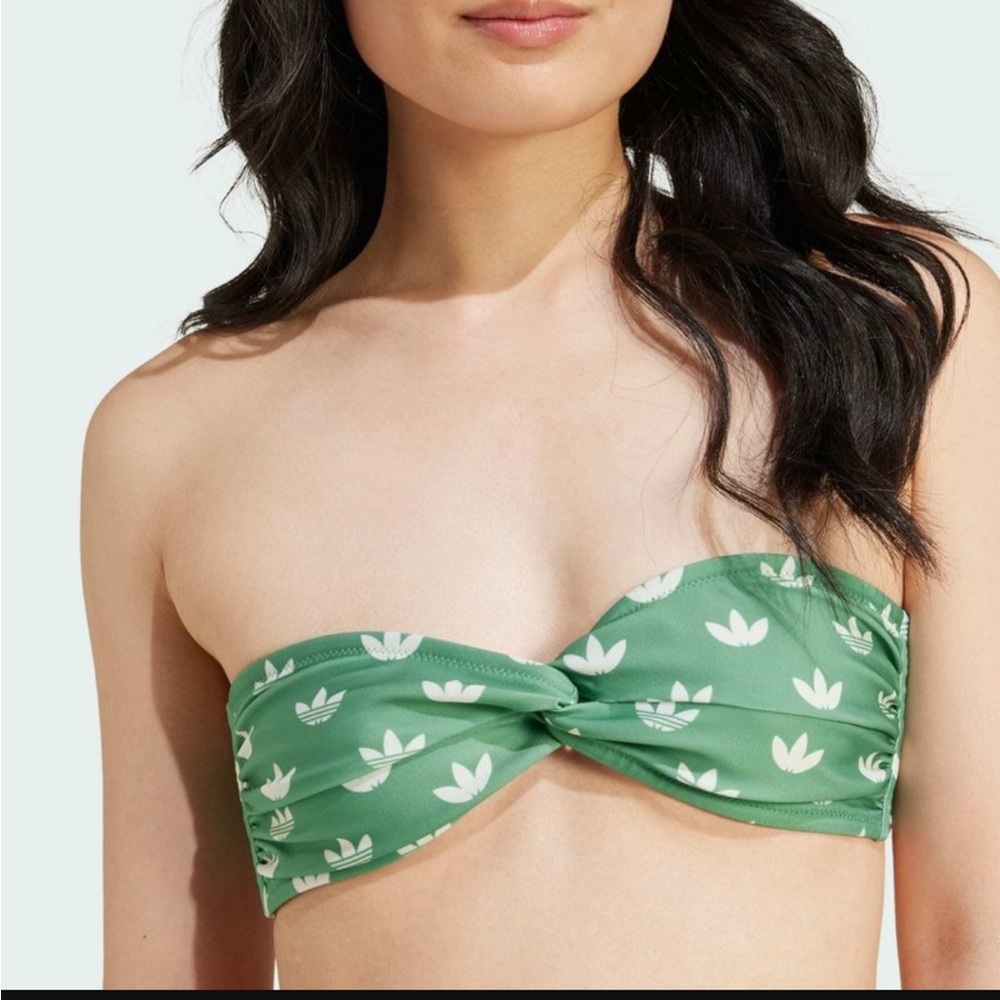 Adidas Green and White Bikini Bottom 4 and top 6 cute sporty set
